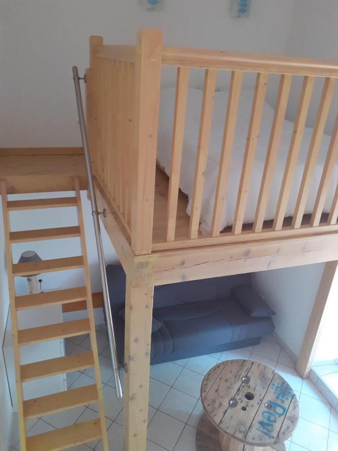 Appartement Rez De Chaussee Avec Terrasse Et Jardin Tence Ngoại thất bức ảnh
