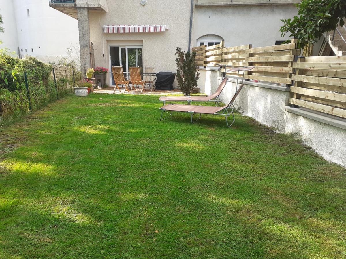 Appartement Rez De Chaussee Avec Terrasse Et Jardin Tence Ngoại thất bức ảnh